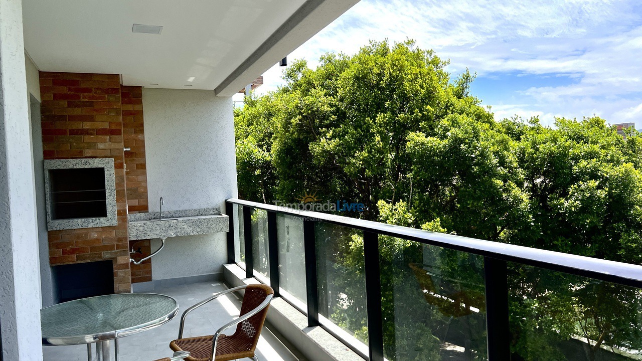 Apartamento para aluguel de temporada em Bombinhas (Canto Grande)