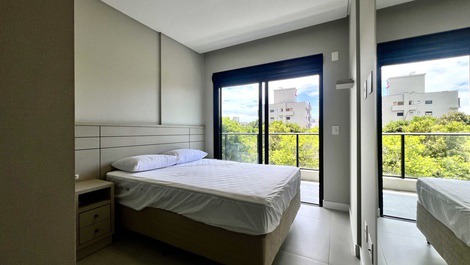 APARTAMENTO 100M DA PRAIA 2 SUITES COM PISCINA NO EDIFICIO