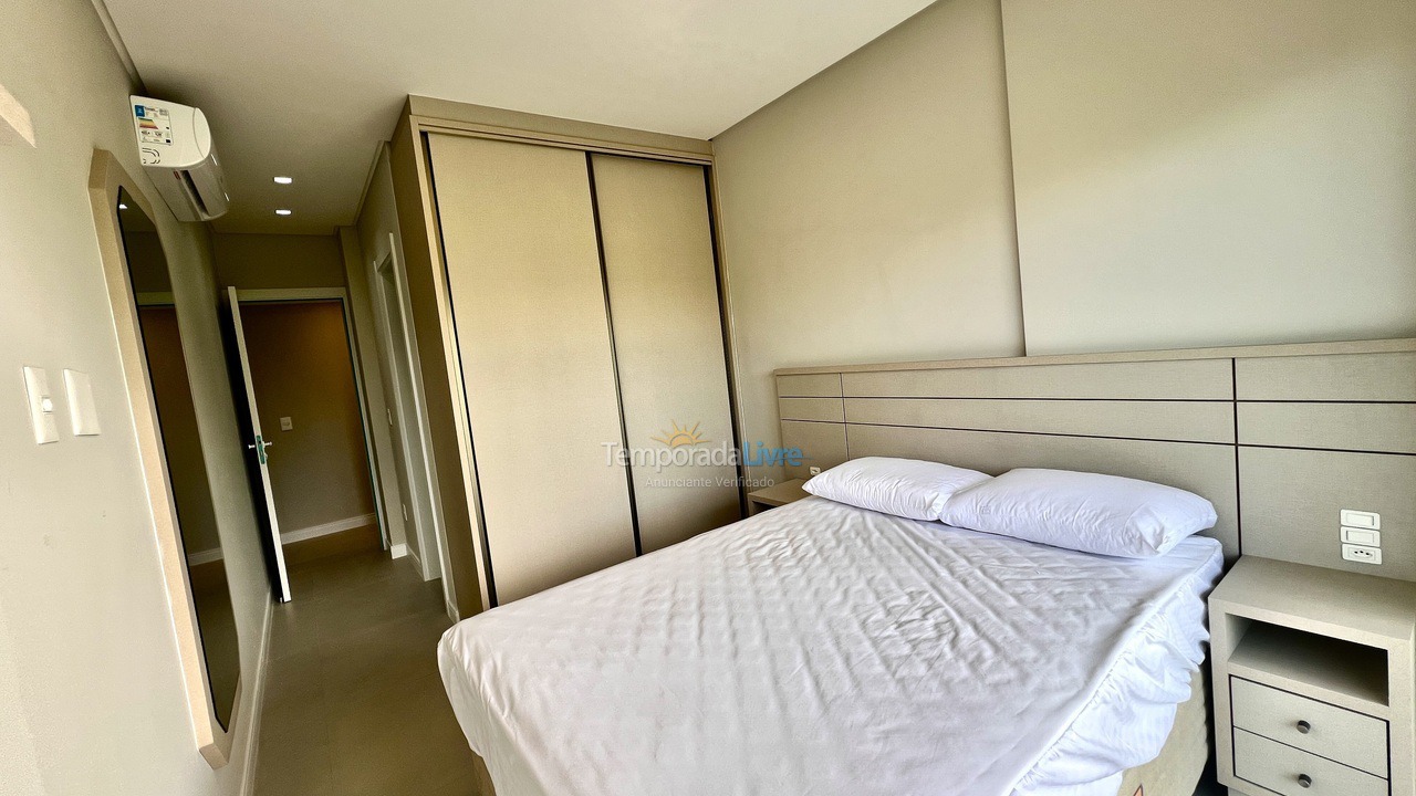 Apartamento para aluguel de temporada em Bombinhas (Canto Grande)