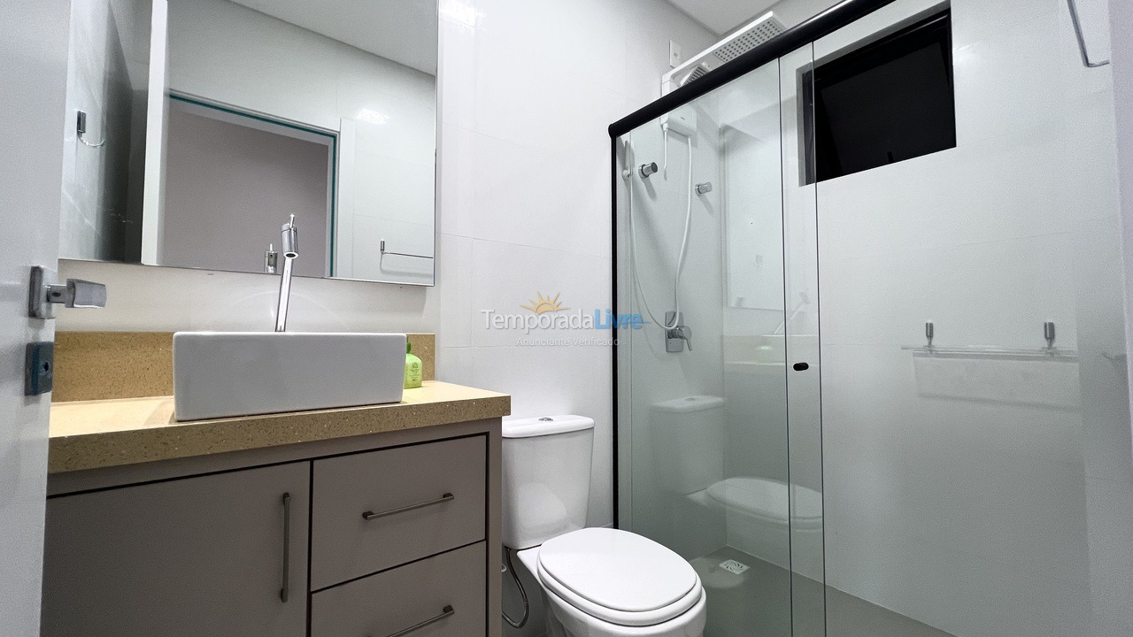 Apartamento para aluguel de temporada em Bombinhas (Canto Grande)