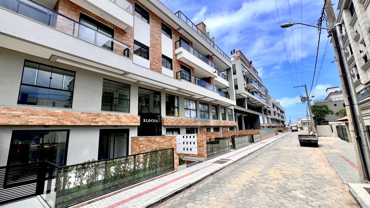 Apartamento para aluguel de temporada em Bombinhas (Canto Grande)