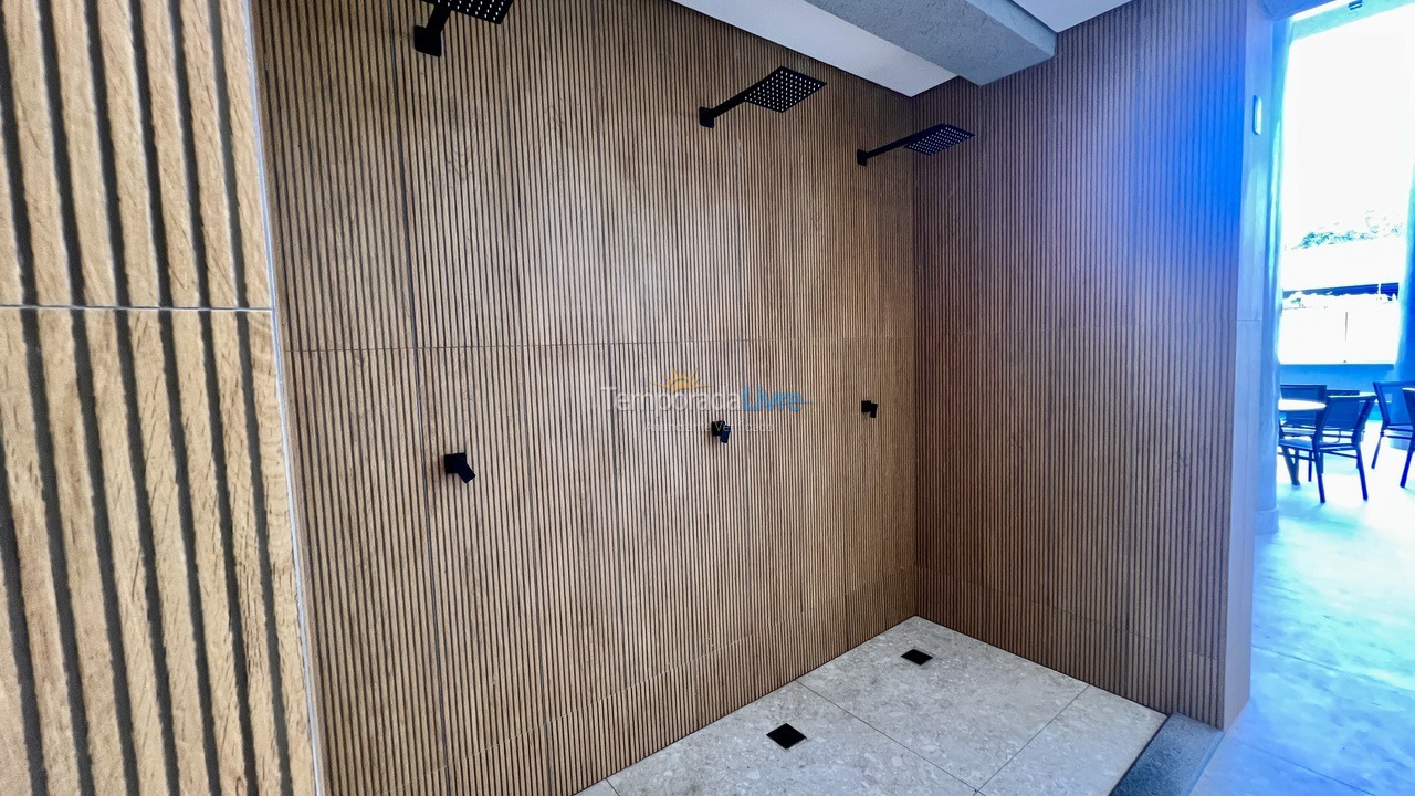 Apartamento para aluguel de temporada em Bombinhas (Canto Grande)