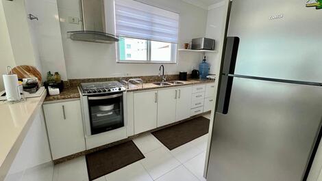 Excelente apartamento en Meia Praia con 4 habitaciones