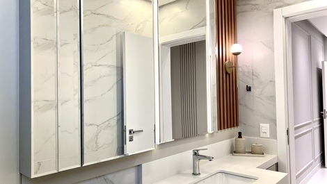 APARTMENT PÉ NA AREIA - NEW 3 SUITES!! GREAT PRICE