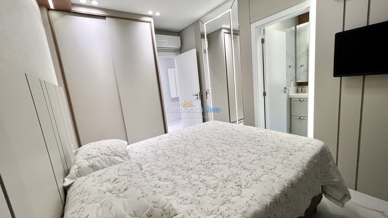 Apartment for vacation rental in Bombinhas (Mariscal)