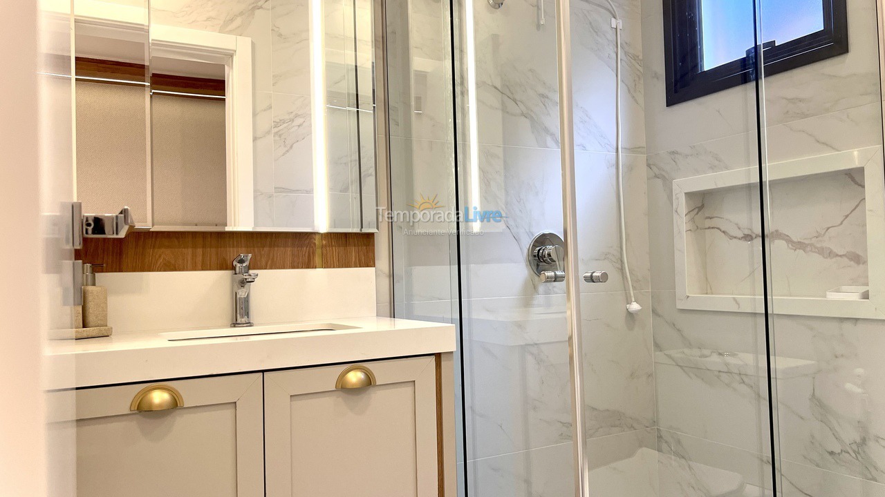 Apartment for vacation rental in Bombinhas (Mariscal)