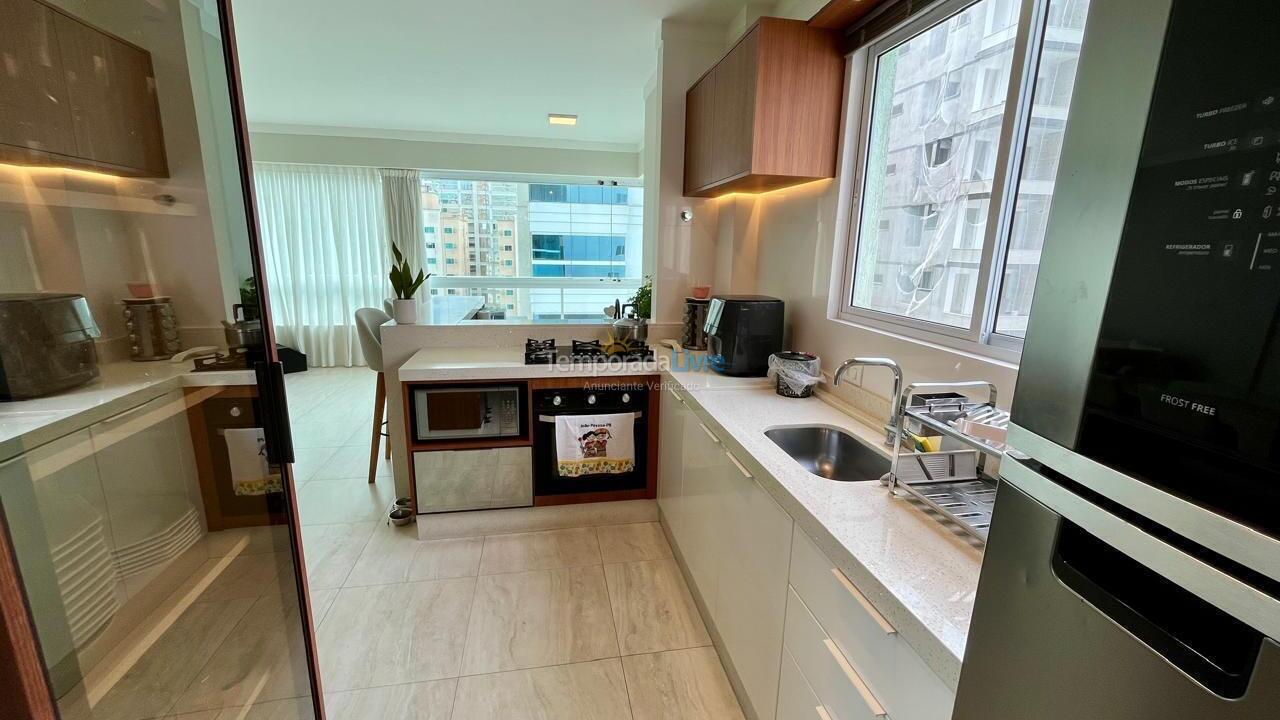 Apartamento para aluguel de temporada em Itapema (Andorinhas)