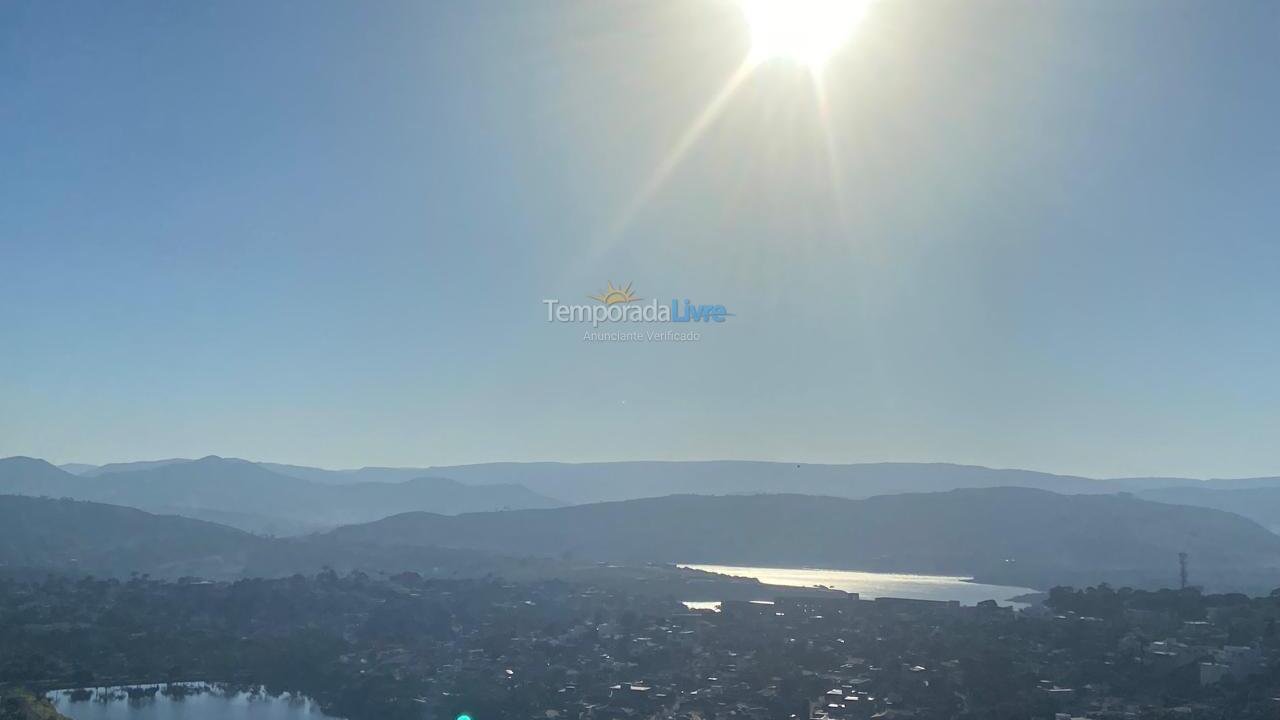 Casa para aluguel de temporada em Capitólio (Escarpas do Lago)