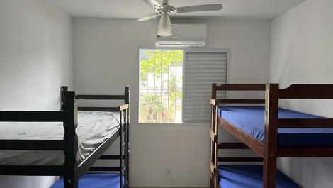 Sobrado na praia da Enseada - Guarujá - SP - Temporada