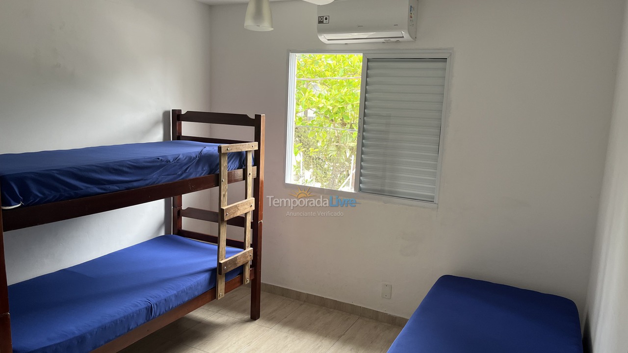 Casa para aluguel de temporada em Guarujá (Enseada)