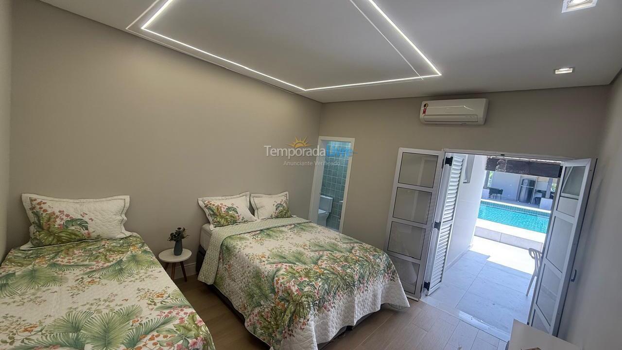 House for vacation rental in Bertioga (Condominio Morada da Praia)