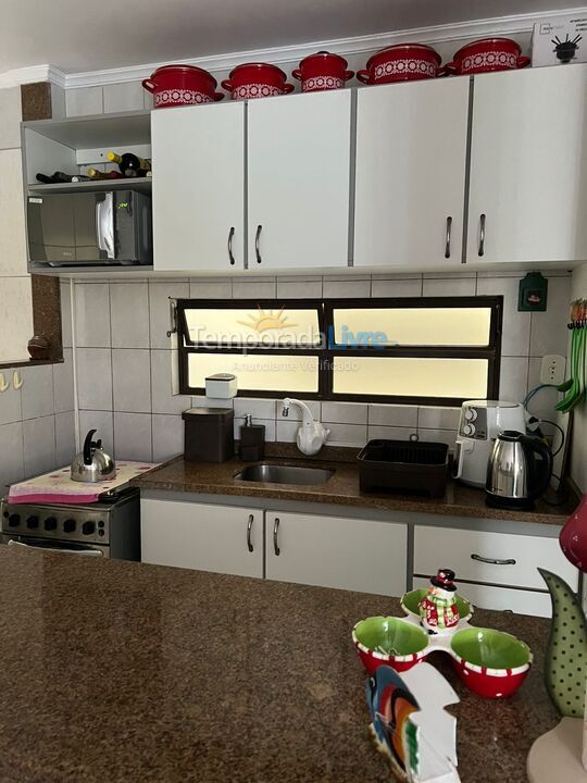 Apartamento para aluguel de temporada em Florianopolis (Praia dos Ingleses)