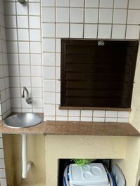 Apartamento 2 dormitórios no Ingleses Norte.