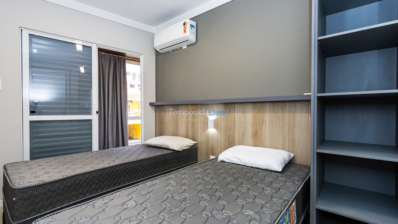 Apartamento para aluguel de temporada em Bombinhas (Canto Grande)