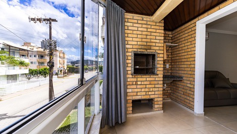 Apartamento 2 dormitórios para 6 pessoas - Praia de Canto Grande