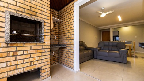Apartamento 2 dormitórios para 6 pessoas - Praia de Canto Grande