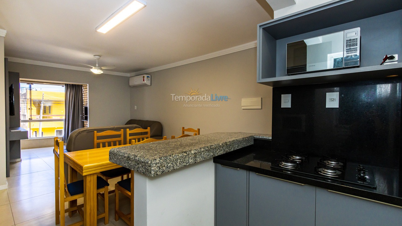 Apartamento para aluguel de temporada em Bombinhas (Canto Grande)