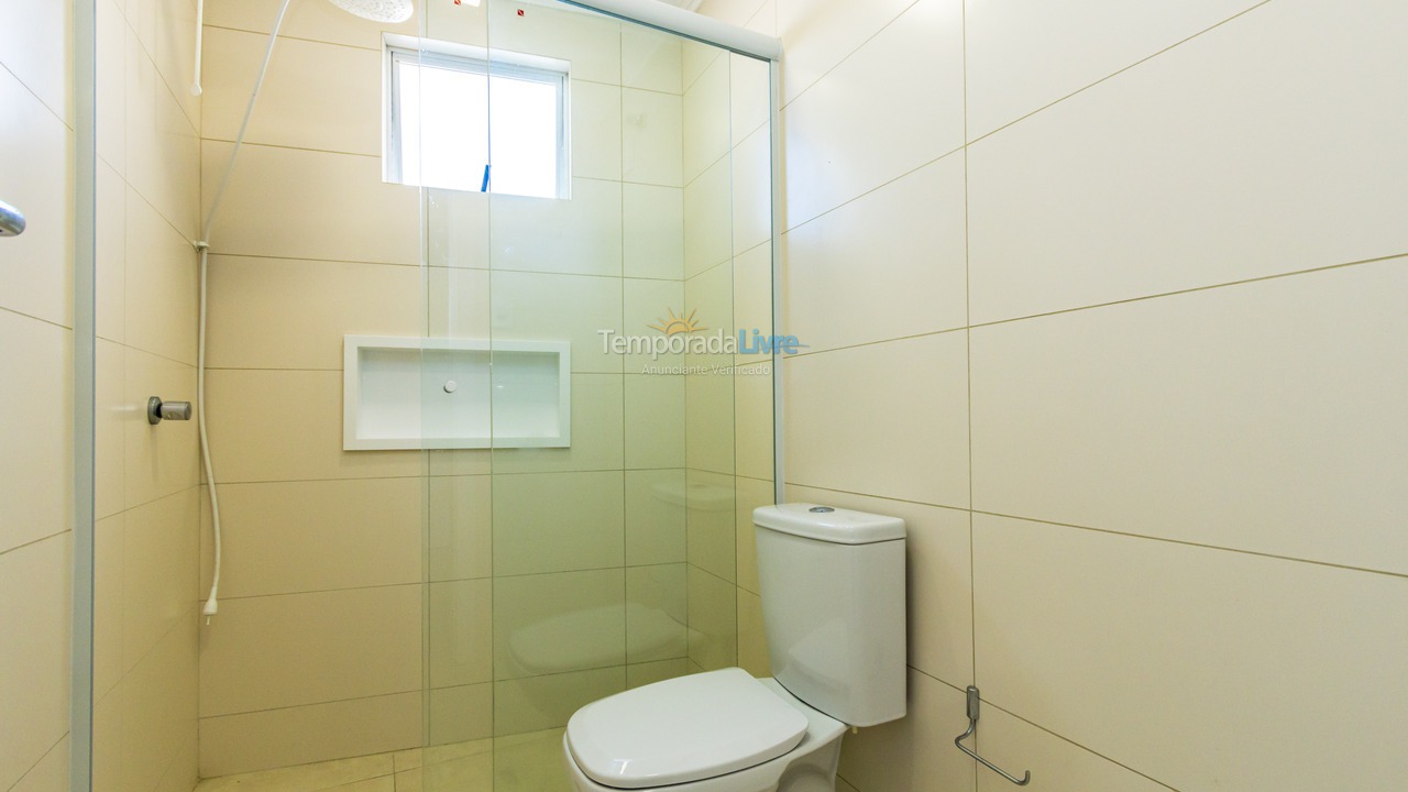 Apartamento para aluguel de temporada em Bombinhas (Canto Grande)