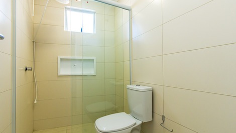 Apartamento 2 dormitórios para 6 pessoas - Praia de Canto Grande