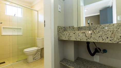 Apartamento 2 dormitórios para 6 pessoas - Praia de Canto Grande