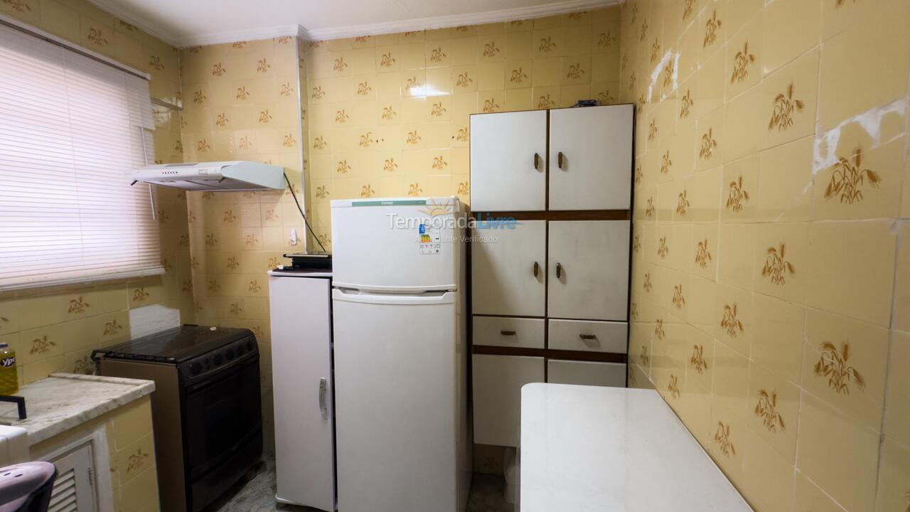Apartamento para aluguel de temporada em Praia Grande (Canto do Forte)