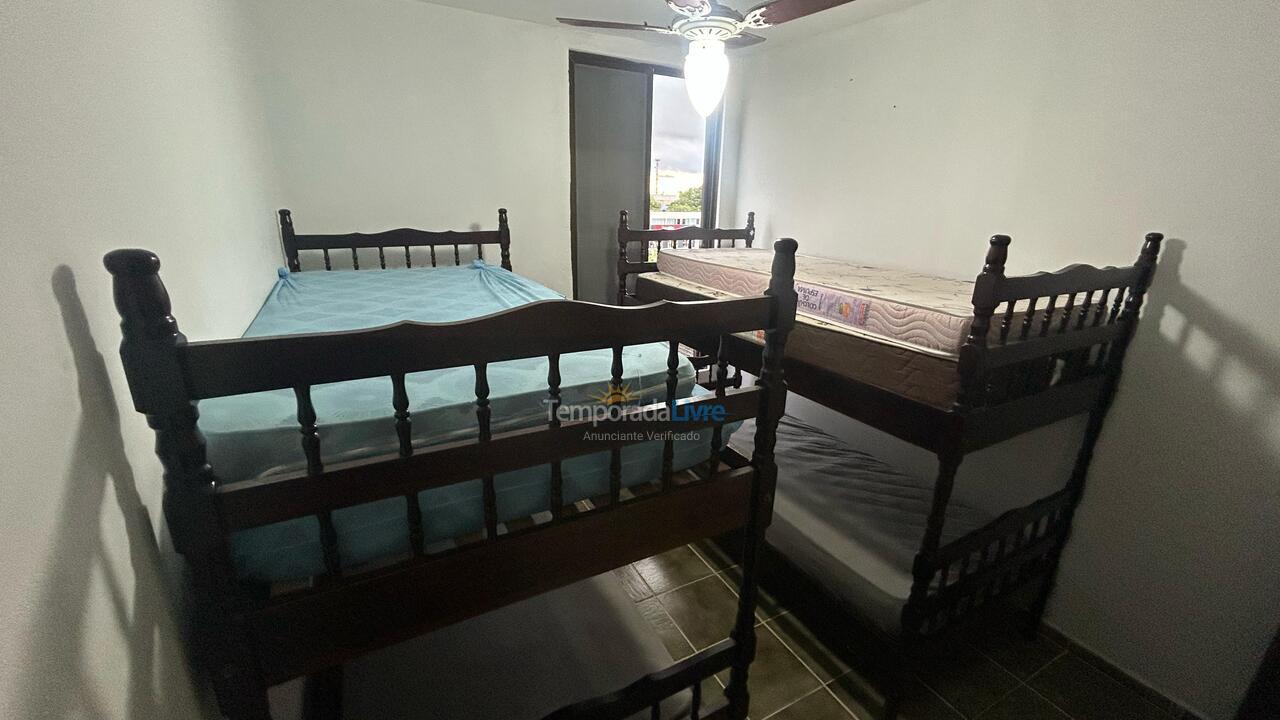 Apartamento para aluguel de temporada em Pontal do Paraná (Praia de Leste)