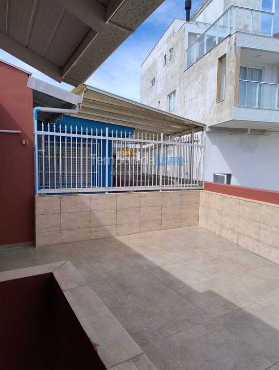 Casa para alquiler de vacaciones em Bombinhas (Praia de Bombas)