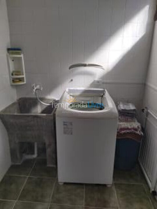 Apartamento para aluguel de temporada em Pontal do Paraná (Praia de Leste)