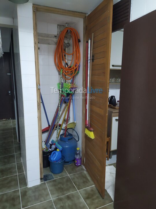 Apartamento para aluguel de temporada em Pontal do Paraná (Praia de Leste)