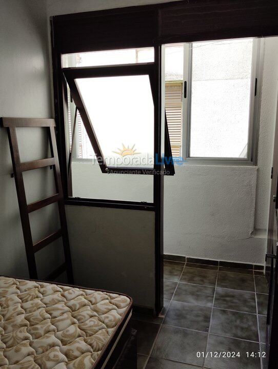 Apartamento para aluguel de temporada em Pontal do Paraná (Praia de Leste)