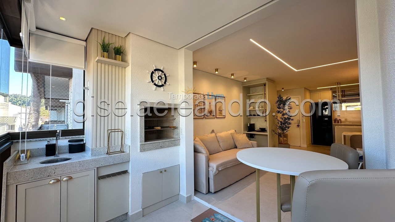 Casa para aluguel de temporada em Florianopolis (Canasvieiras)