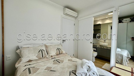 Luxury apartment in Jurere, 100 meters from the sea