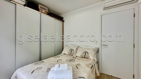 Luxury apartment in Jurere, 100 meters from the sea