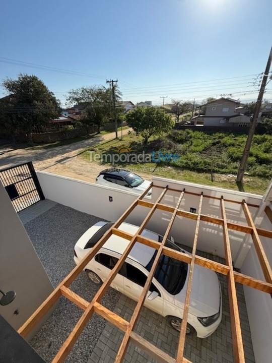 Casa para aluguel de temporada em São Francisco do Sul (Praia Grande)