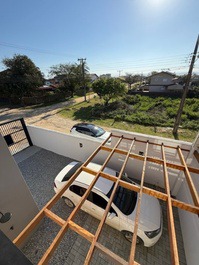 Excelente Geminado 1 suite + 2 quartos com AC, WI-FI, churrasqueira