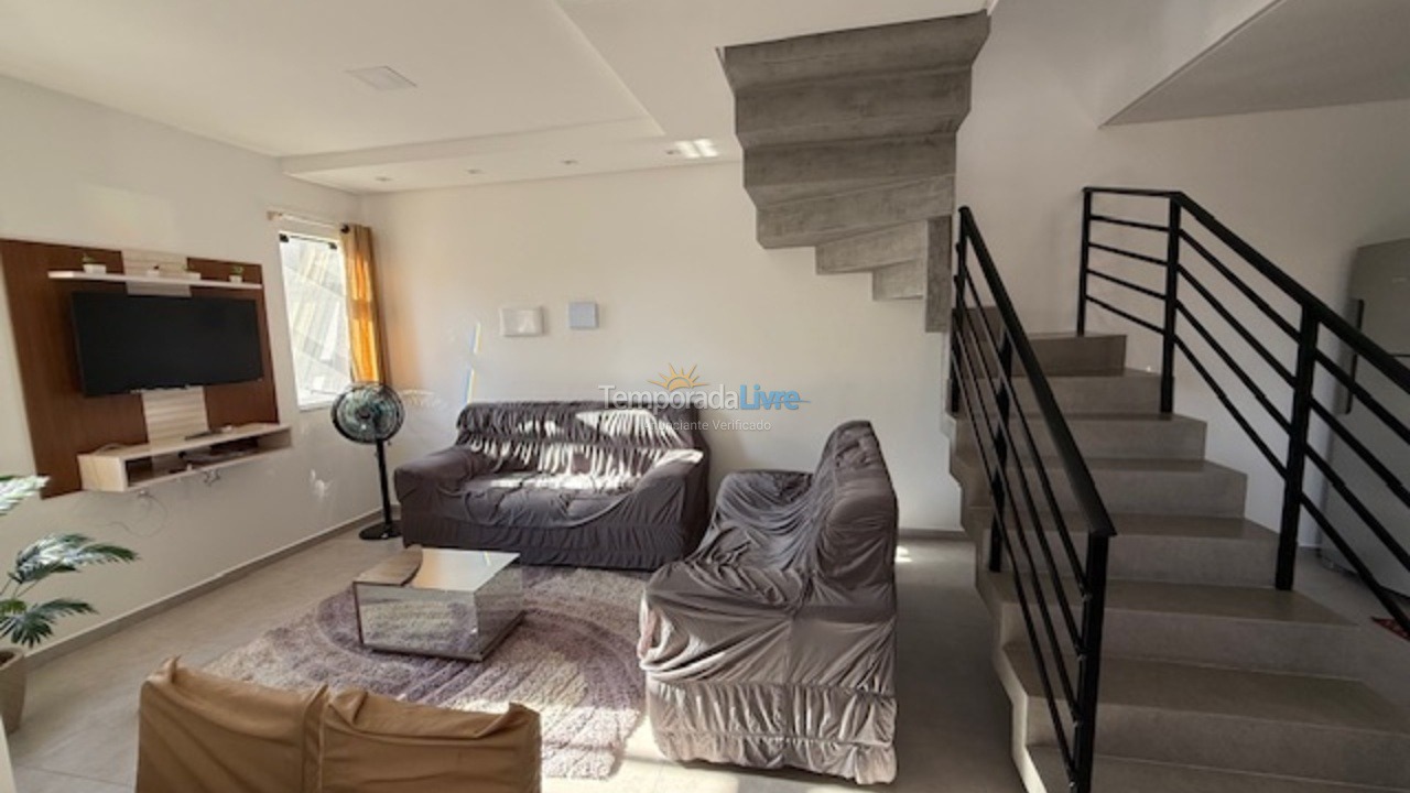 Casa para aluguel de temporada em São Francisco do Sul (Praia Grande)