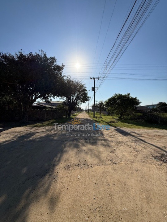 Casa para aluguel de temporada em São Francisco do Sul (Praia Grande)