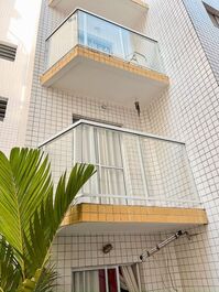 Apê nas Toninhas a 120m do mar | 2 Ar-Condicionados, Wi-Fi e Conforto!