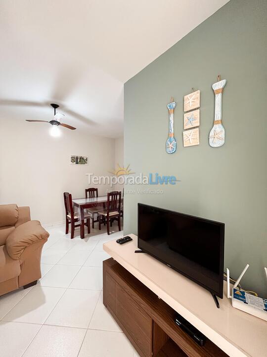 Apartamento para aluguel de temporada em Ubatuba (Praia das Toninhas)