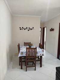 Apto P. das Toninhas, 7 pessoas, 150m da Praia, 2 Q- Ar Cond - Wi-Fi