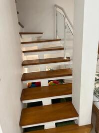 Linda casa de condomínio disponível para locação!