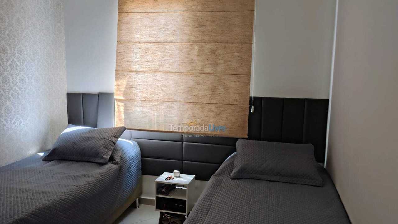 Apartamento para aluguel de temporada em Ubatuba (Praia Grande)