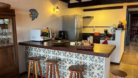 Cozinha americana com bancada