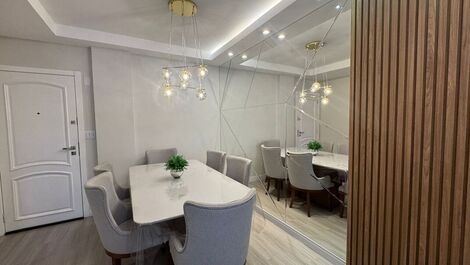 Seafront in Meia Praia