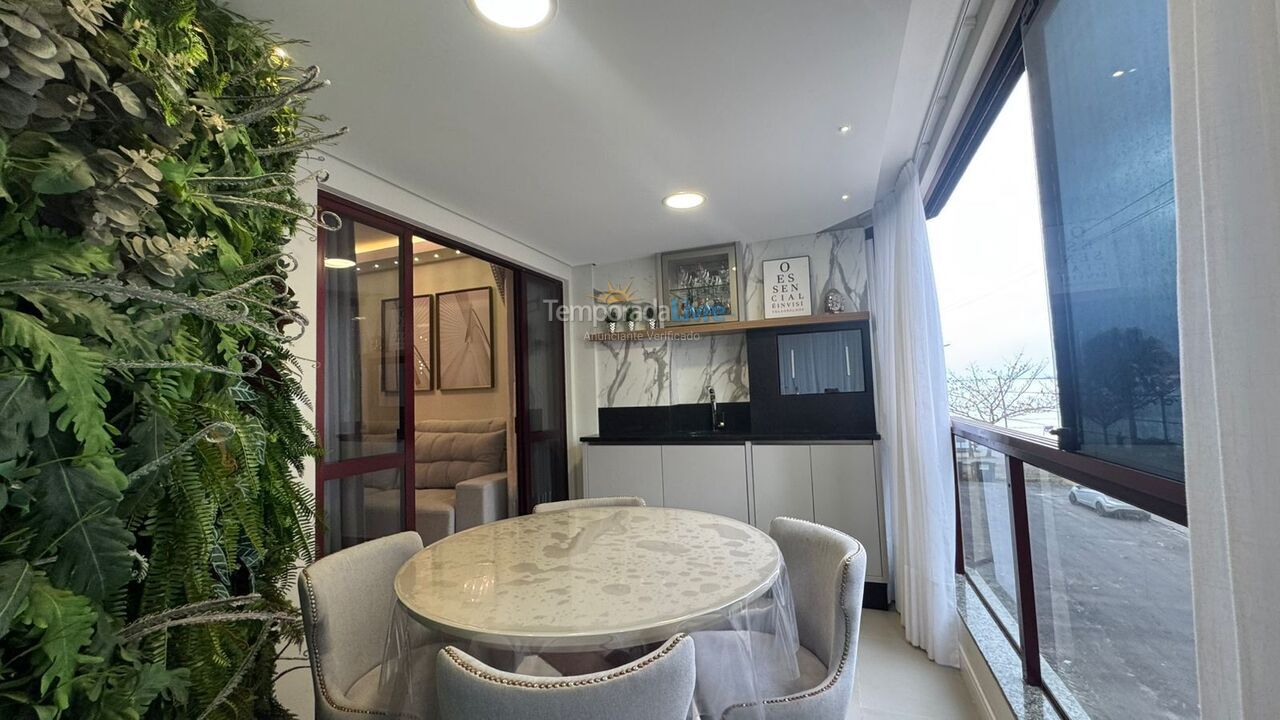 Apartment for vacation rental in Itapema (Meia Praia)