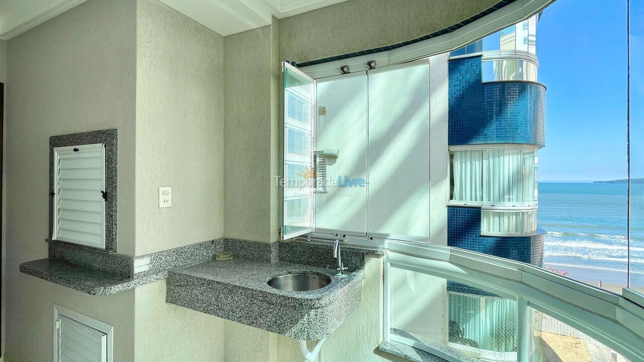 Apartamento para alquiler de vacaciones em Itapema (Meia Praia)