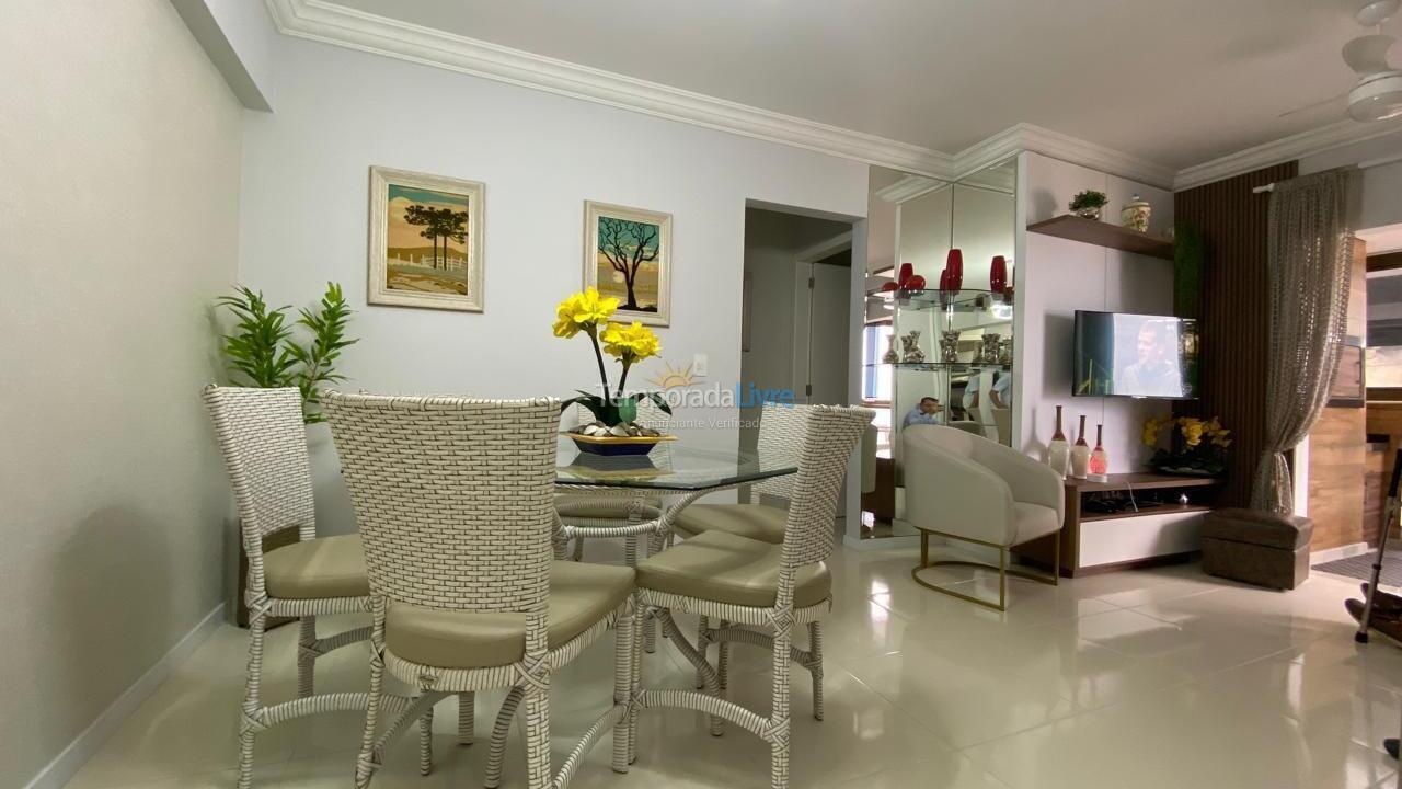 Apartamento para aluguel de temporada em Itapema (Meia Praia)