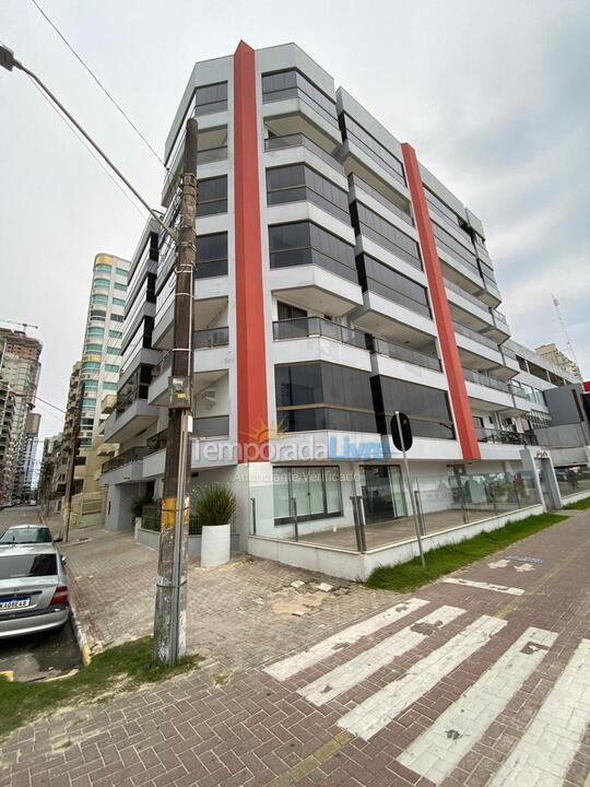 Apartamento para aluguel de temporada em Itapema (Meia Praia)