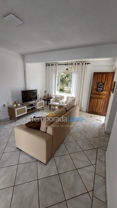 Casa para alquiler de vacaciones em Barra Velha (Praia do Tabuleiro)
