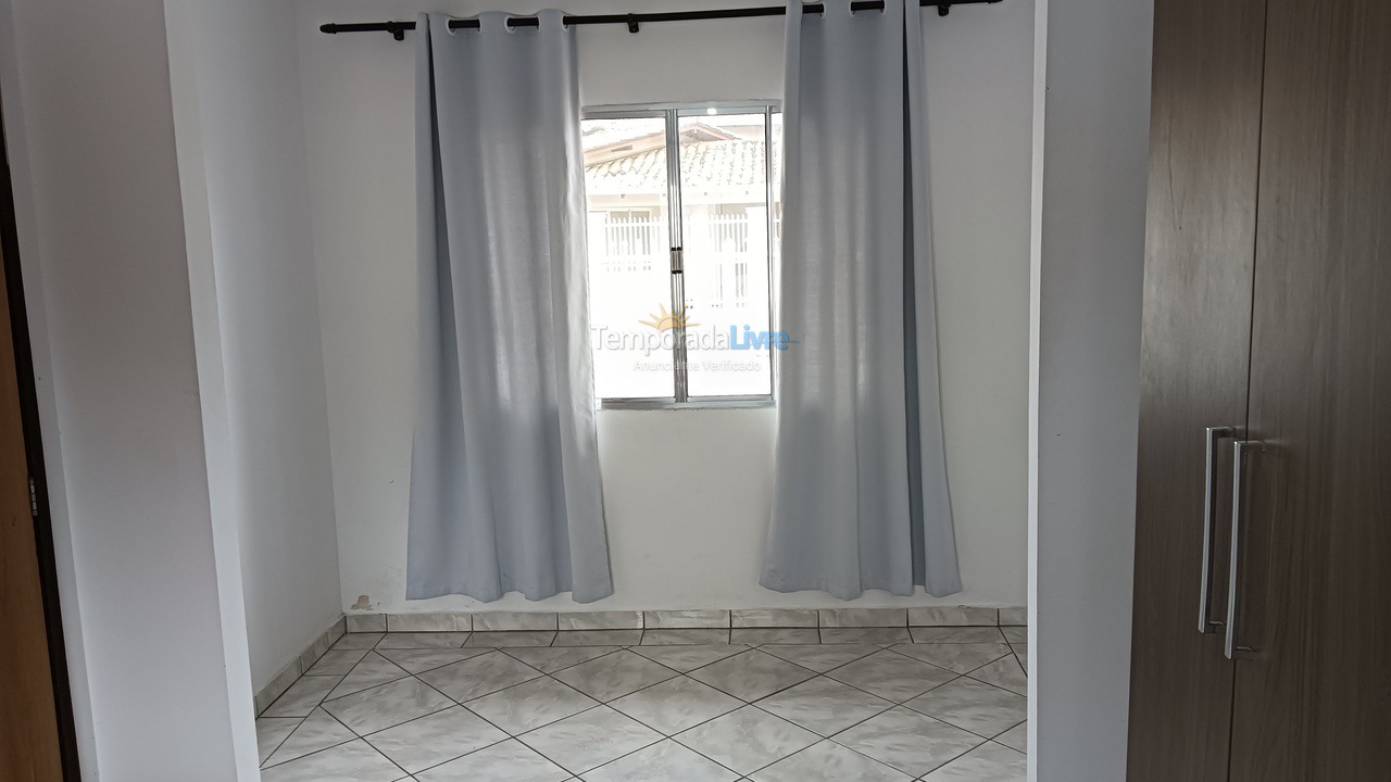 Casa para alquiler de vacaciones em Barra Velha (Praia do Tabuleiro)